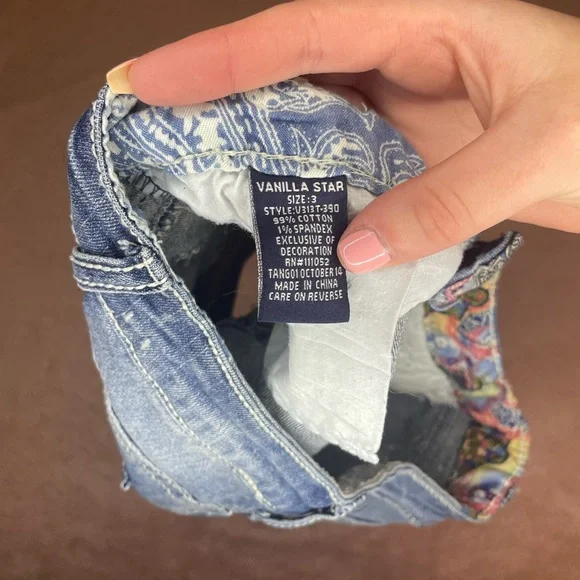 Women’s Jean Shorts Bundle ♡ Size 0 - Picture 7 of 16